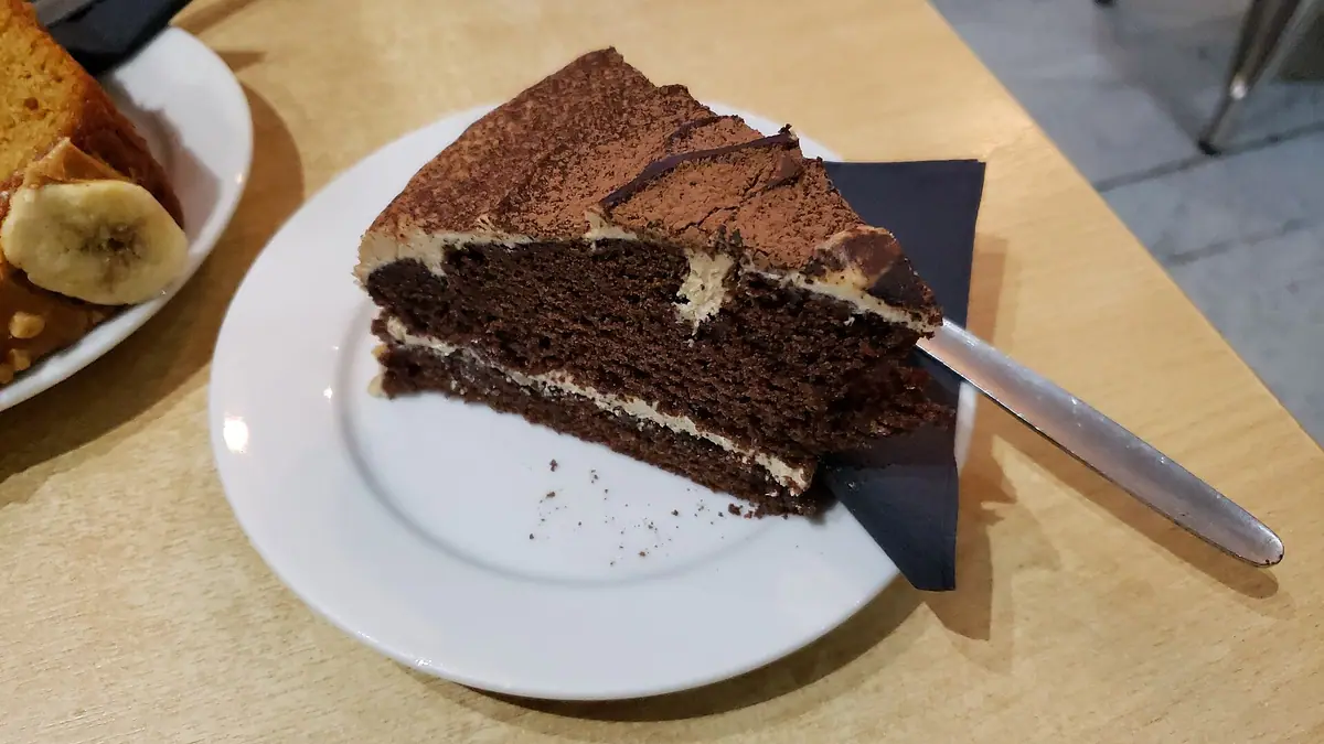 Uncle Cake – cake shop in Chinese Quarter, Birmingham